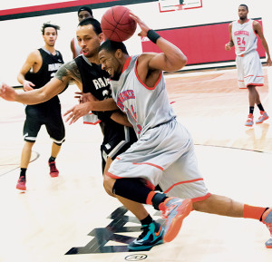 Stormer Men continue dominance of home floor with win