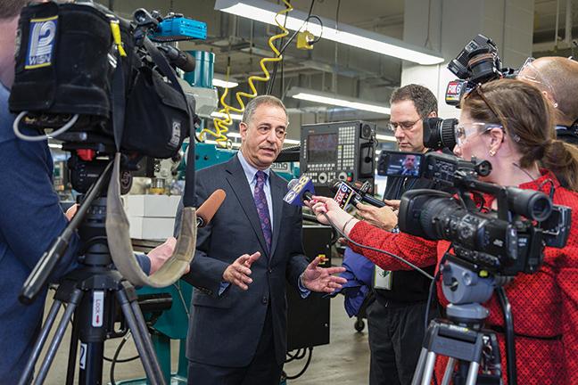 U.S. Senate candidate Russ Feingold met with students and staff at the Downtown Milwaukee Campus on March 7 to discuss his support for job programs and opposition to the Trans-Pacific Partnership (TPP). Feingold discussed the issue of trade agreements causing people to lose their jobs and spoke with students who want to pursue jobs in manufacturing or technology.