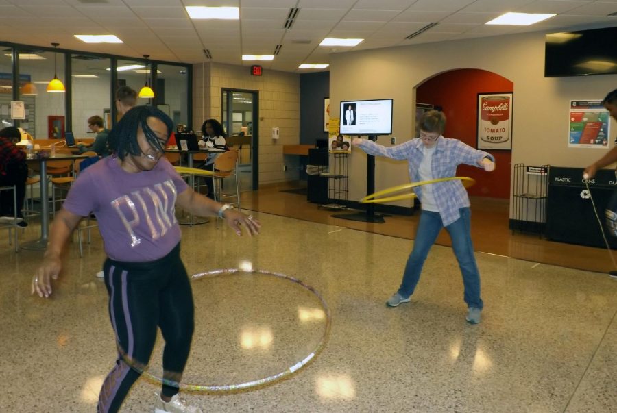 On Sept. 12, West Allis Campus celebrated “Back to School” with activities in the cafeteria. Students participated in jump-rope and Hula-Hoop competitions and won prizes. Student Government members were on hand to encourage new membership and several new applications were received. 