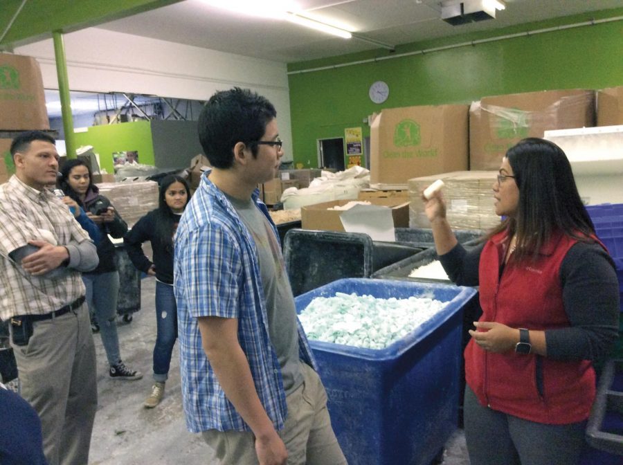 Photo/Beverly Johnson
Students from the Future Hospitality Managers Association (FHMA) volunteer to help sort soap for the Clean the World organization.