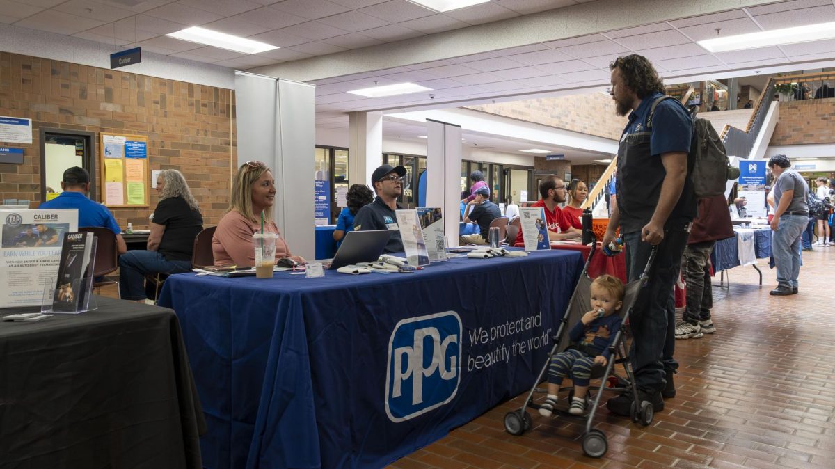 mct_careerfair007