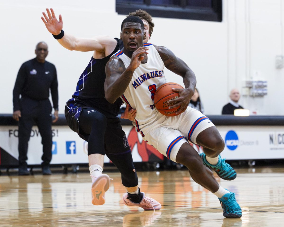 Sophomore Qi’Andre Washington battles through contact as he drives to the paint for the Stormers in a win over Joliet Junior College 113-93 on Thursday, February 5, 2026