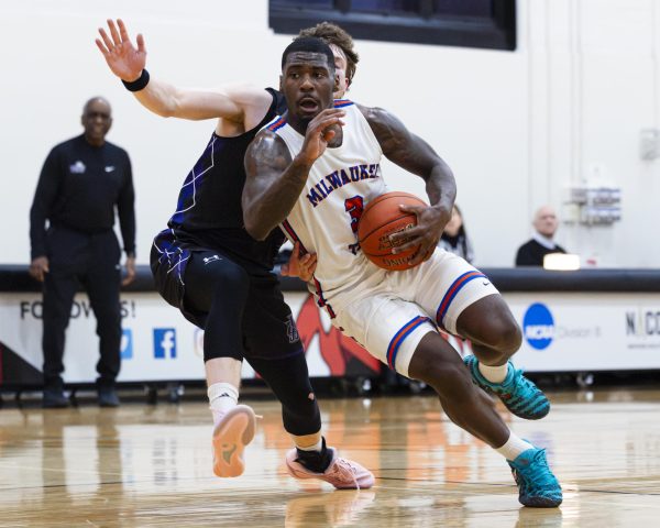 Sophomore Qi’Andre Washington battles through contact as he drives to the paint for the Stormers in a win over Joliet Junior College 113-93 on Thursday, February 5, 2026