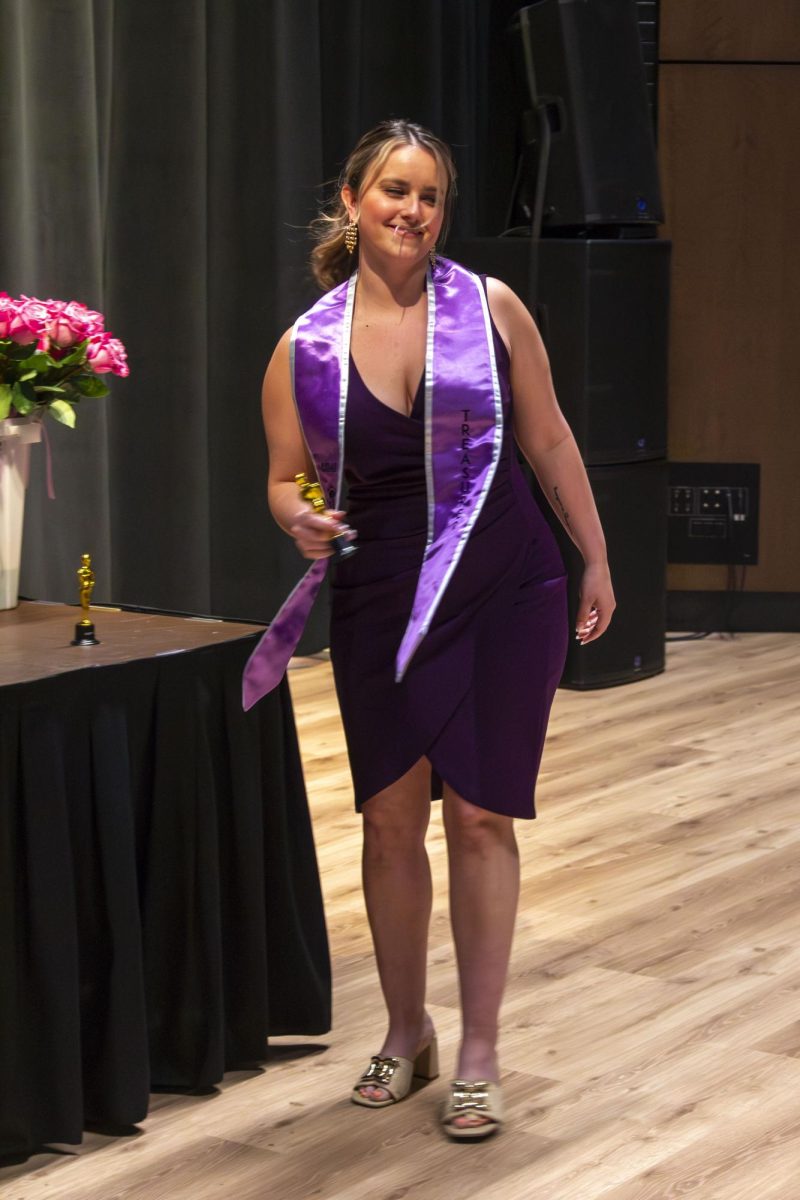 Dental Hygiene program graduate receives and award