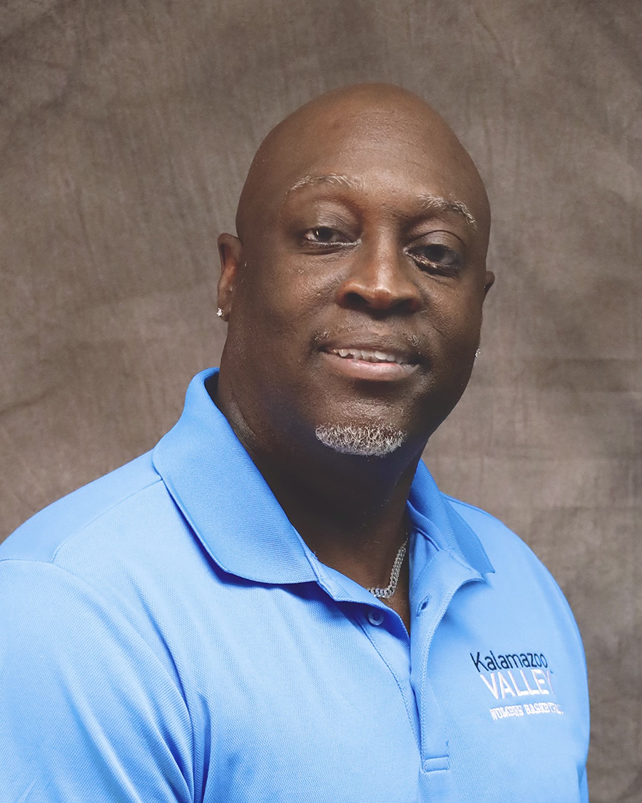 Head coach Arom Murrell (courtesy of Kalamazoo Valley Community College)